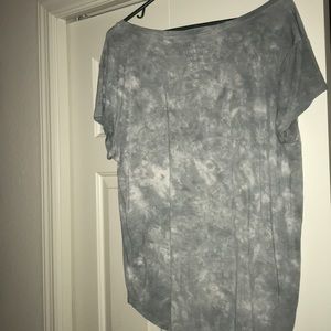American Eagle Outfitters Tops - American Eagle Green/White Tie-Dye V-Neck American Eagle Outfitters Tops - American Eagle Green/White Tie-Dye V-Neck